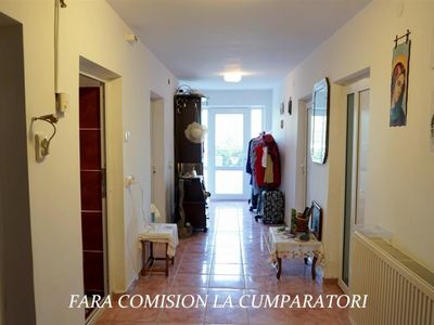 Apartament cu 3 camere de vânzare în Sud, Băile Olănești – fotografia 4 din 30