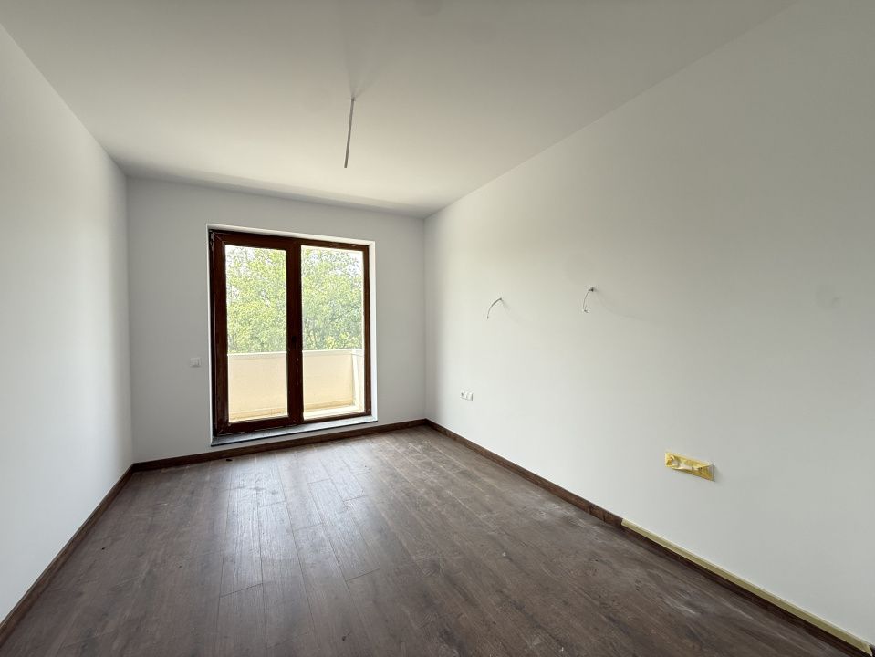 Apartament cu 2 camere de vânzare în Tractorul, Brașov – fotografia 4 din 15