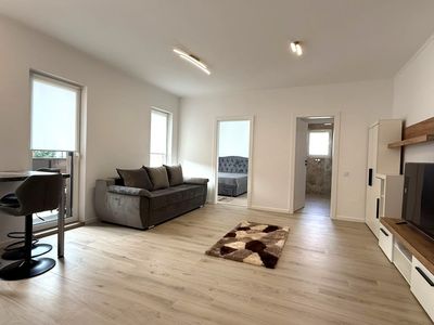 Apartament cu 2 camere de închiriat în Eroilor, Florești – fotografia 2 din 10