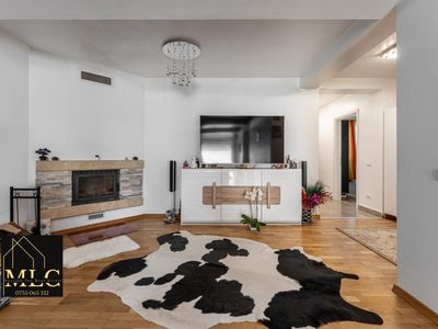 Casă cu 5 camere de vânzare în Central, Brănești – fotografia 3 din 20