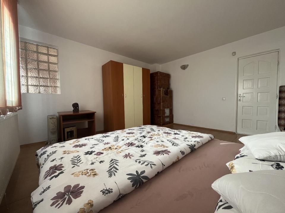 Casă cu 4 camere de vânzare în Central, Magura (Hulubesti) – fotografia 6 din 41