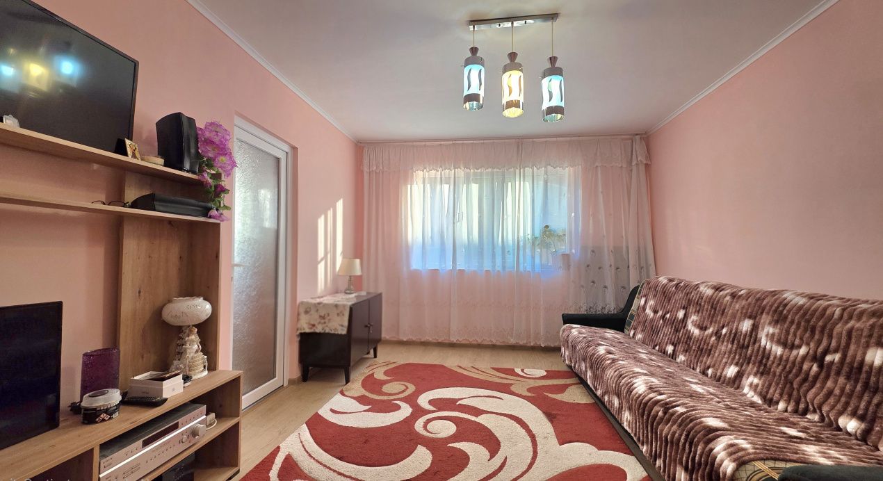 Apartament cu 2 camere de vânzare în Năvodari – fotografia 2 din 10