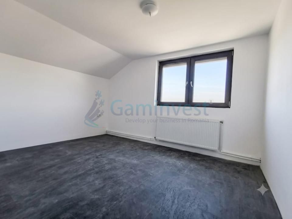 Casă cu 6 camere de vânzare în Central, Paleu – fotografia 13 din 25