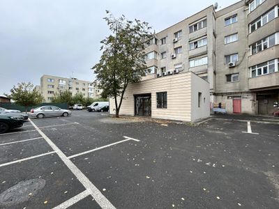 Spațiu comercial cu 30 camere de vânzare în Central, Popești-Leordeni – fotografia 3 din 14