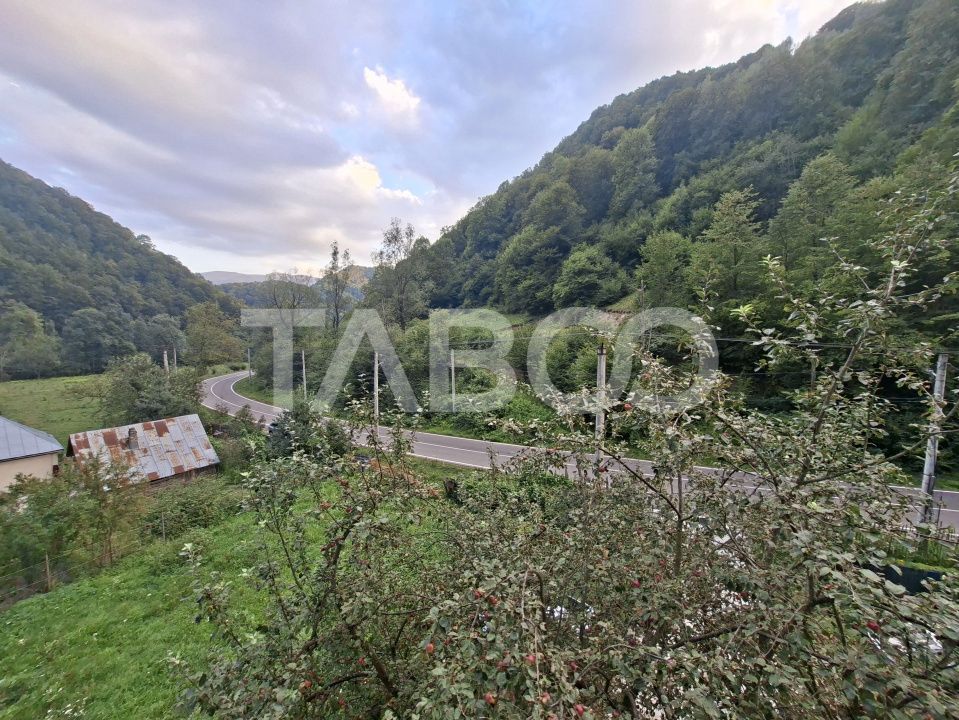 Casă cu 29 camere de vânzare în Valea Macesului – fotografia 42 din 49