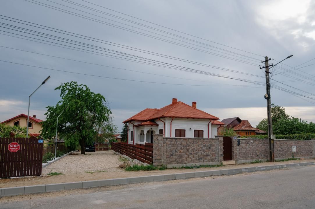 Casă cu 4 camere de vânzare în Central, Ștefănești – fotografia 64 din 64