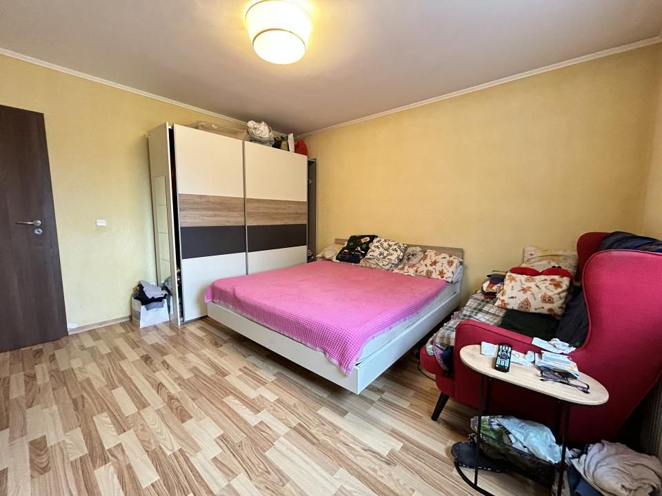 Casă cu 7 camere de vânzare în Central, Pantelimon – fotografia 8 din 20