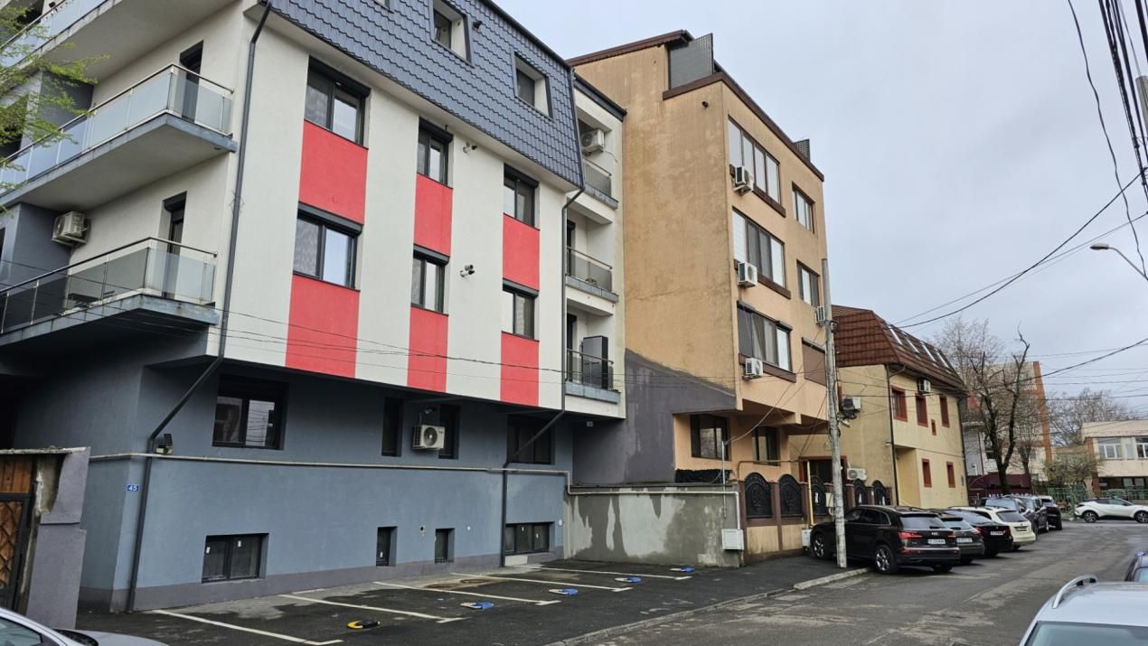 Apartament cu 3 camere de vânzare în Crângași, București – fotografia 2 din 19