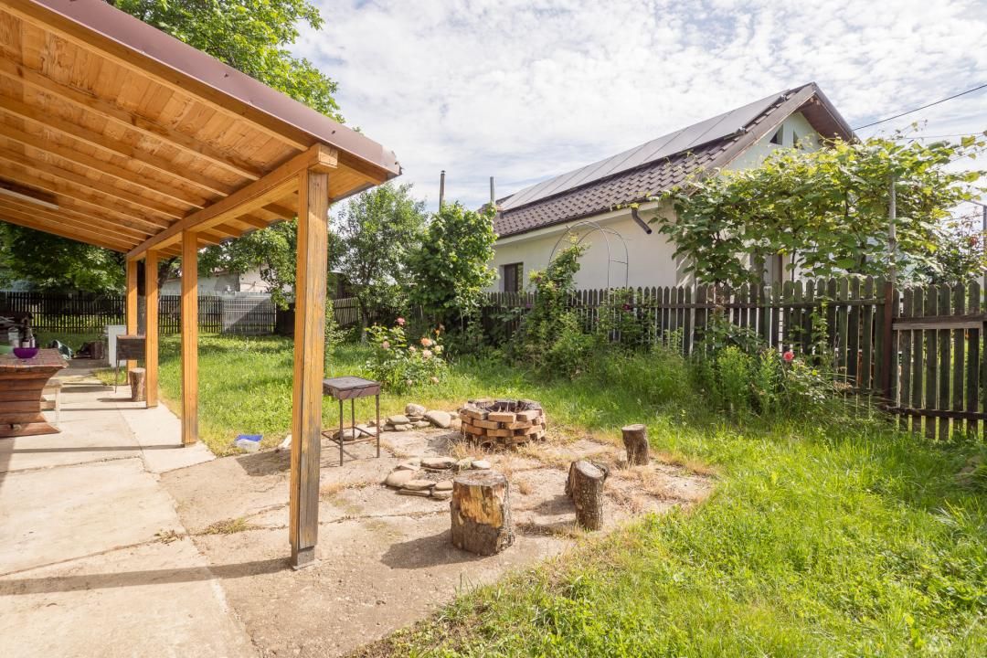 Casă cu 5 camere de vânzare în Fagetu – fotografia 4 din 57