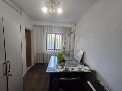 Garsonieră cu 2 camere de vânzare în Libertatii, București – fotografia 5 din 13