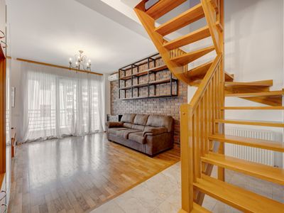 Apartament cu 3 camere de vânzare în Sisesti, București – fotografia 3 din 26