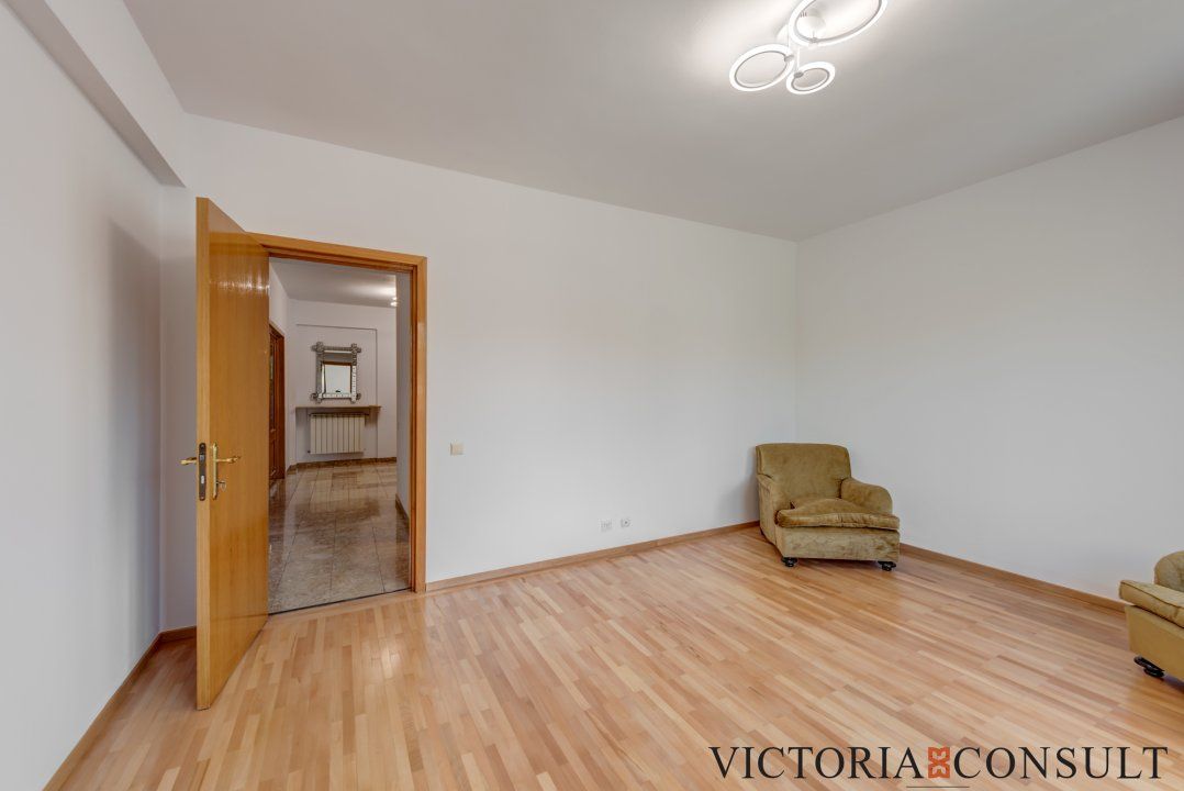 Apartament cu 4 camere de închiriat în 1 Mai, București – fotografia 10 din 25