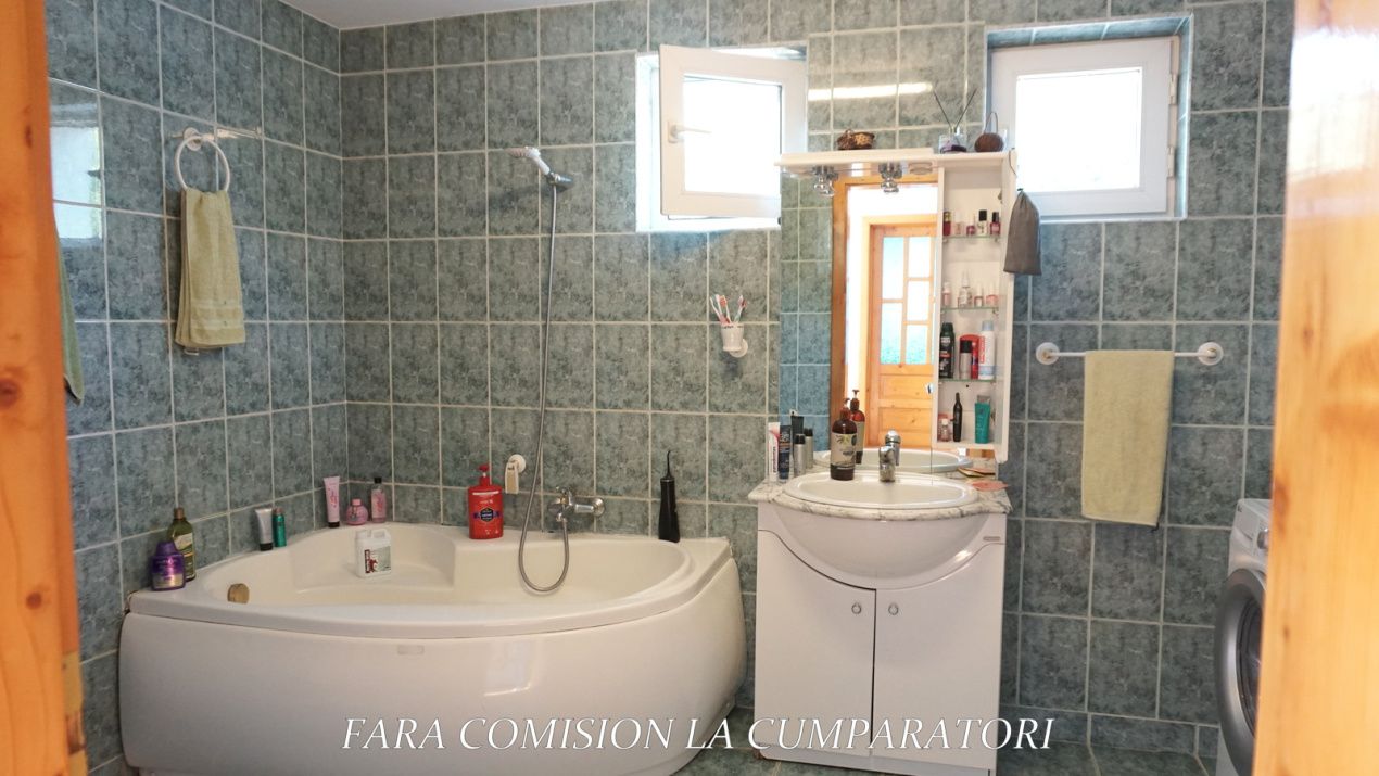 Casă cu 6 camere de vânzare în Central, Pausesti-Maglasi – fotografia 15 din 28