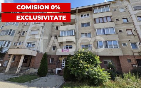 Apartament cu 4 camere de vânzare în Făgăraș