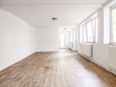 Casă cu 5 camere de vânzare în Noua, Brașov – fotografia 4 din 27