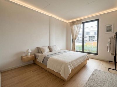 Casă cu 7 camere de vânzare în Central, Tunari – fotografia 5 din 10