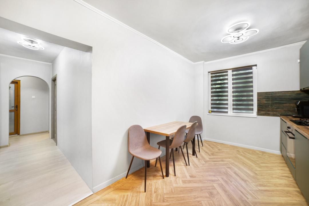 Apartament cu 3 camere de vânzare în Vatra Luminoasa, București – fotografia 3 din 12