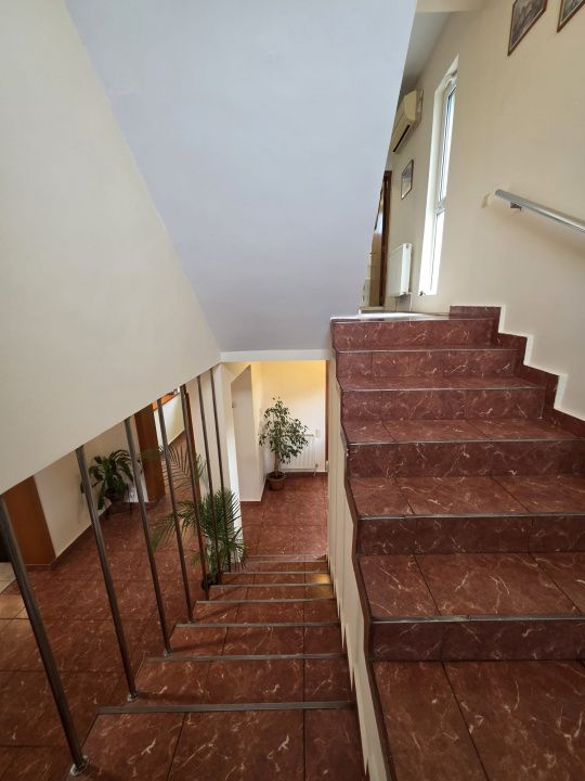 Casă cu 6 camere de vânzare în Est, Bragadiru – fotografia 12 din 22