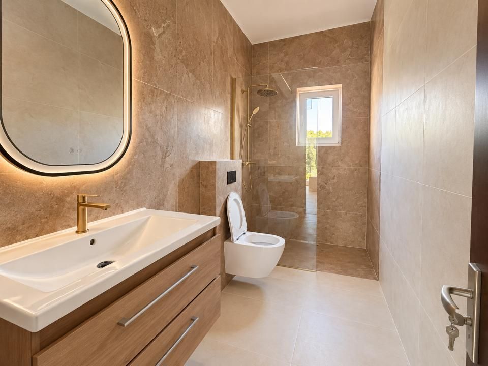 Casă cu 5 camere de vânzare în Dealuri Oradea, Oradea – fotografia 7 din 15