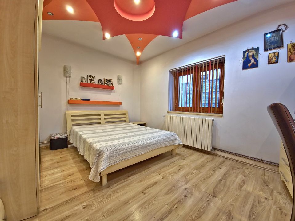 Hotel / pensiune cu 17 camere de vânzare în Central, Eforie Nord – fotografia 3 din 36
