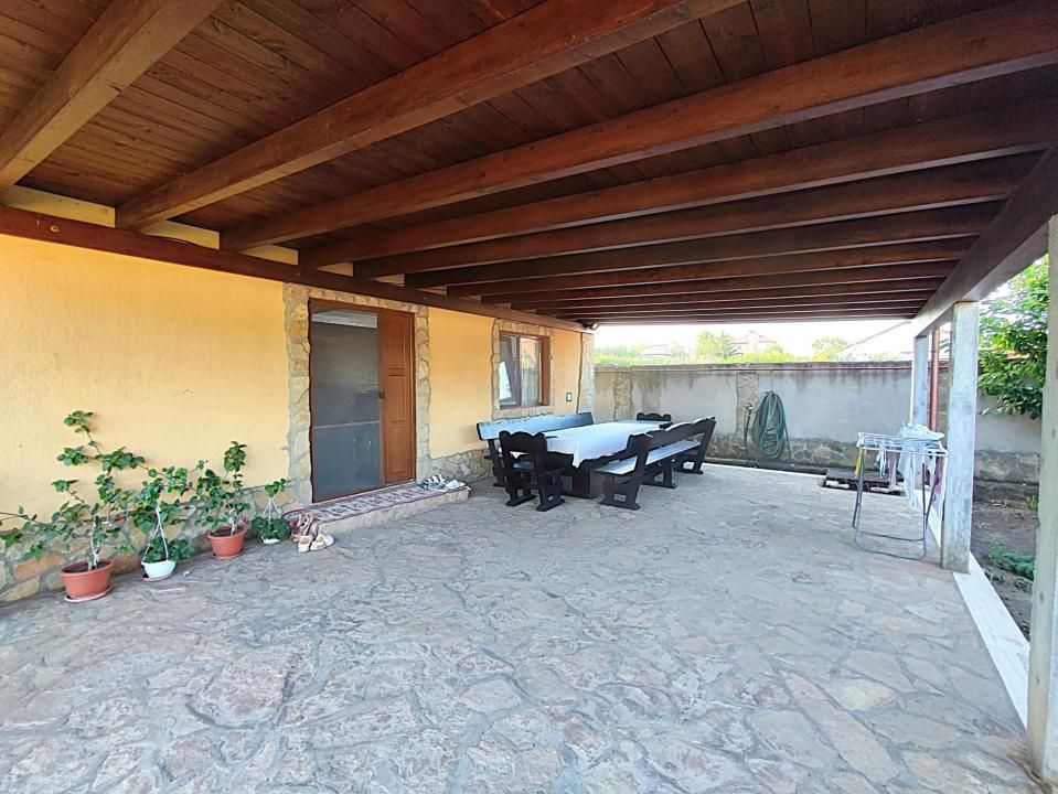 Casă cu 5 camere de vânzare în Valu lui Traian – fotografia 25 din 29