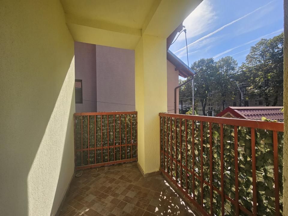 Casă cu 4 camere de vânzare în Sud, Ploiești – fotografia 13 din 17