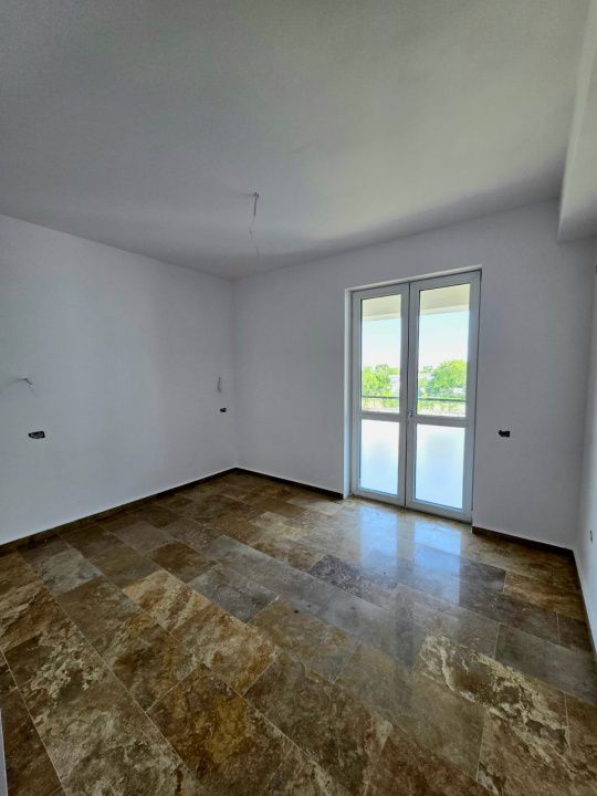 Casă cu 12 camere de vânzare în Faleza Nord, Constanța – fotografia 12 din 22