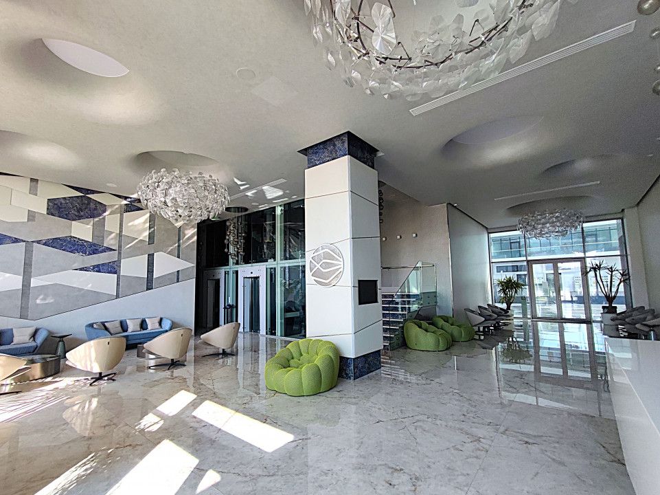 Apartament cu 2 camere de vânzare în Central, Mamaia-Sat – fotografia 3 din 36