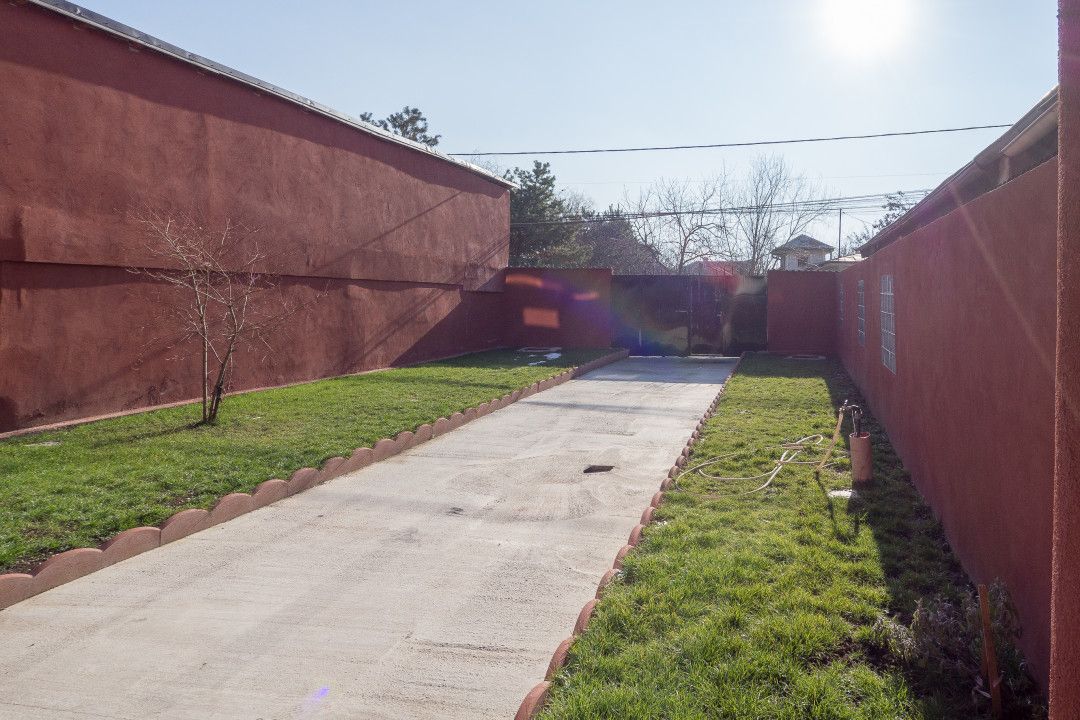 Casă cu 8 camere de vânzare în Est, Voluntari – fotografia 29 din 65