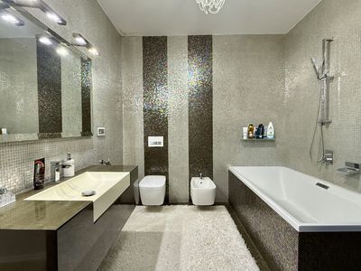 Apartament cu 3 camere de vânzare în Tomis Nord, Constanța – fotografia 4 din 38