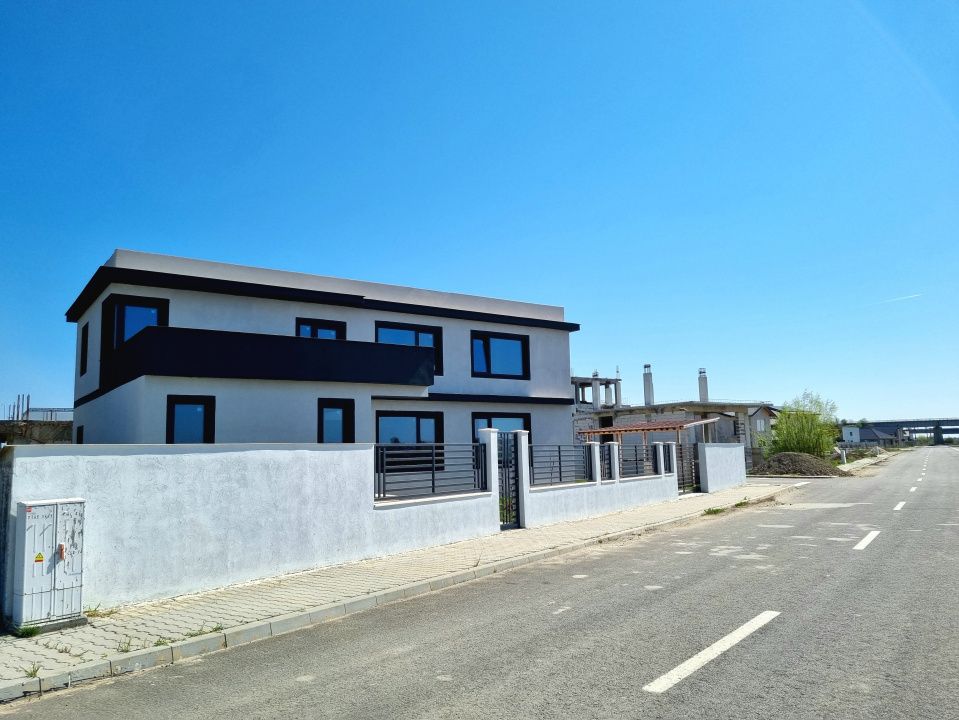 Casă cu 4 camere de vânzare în Năvodari – fotografia 6 din 21