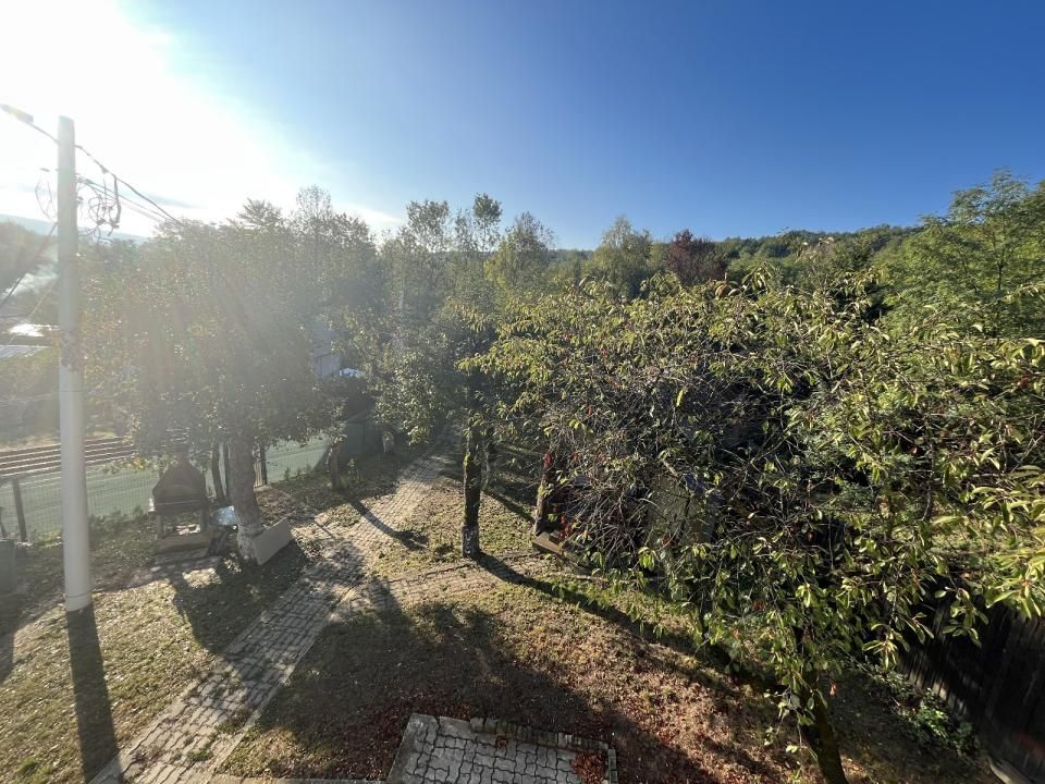 Casă cu 4 camere de vânzare în Central, Magura (Hulubesti) – fotografia 37 din 41