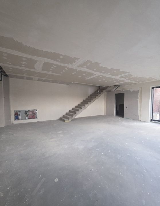 Apartament cu 3 camere de vânzare în Inel I, Constanța – fotografia 2 din 18