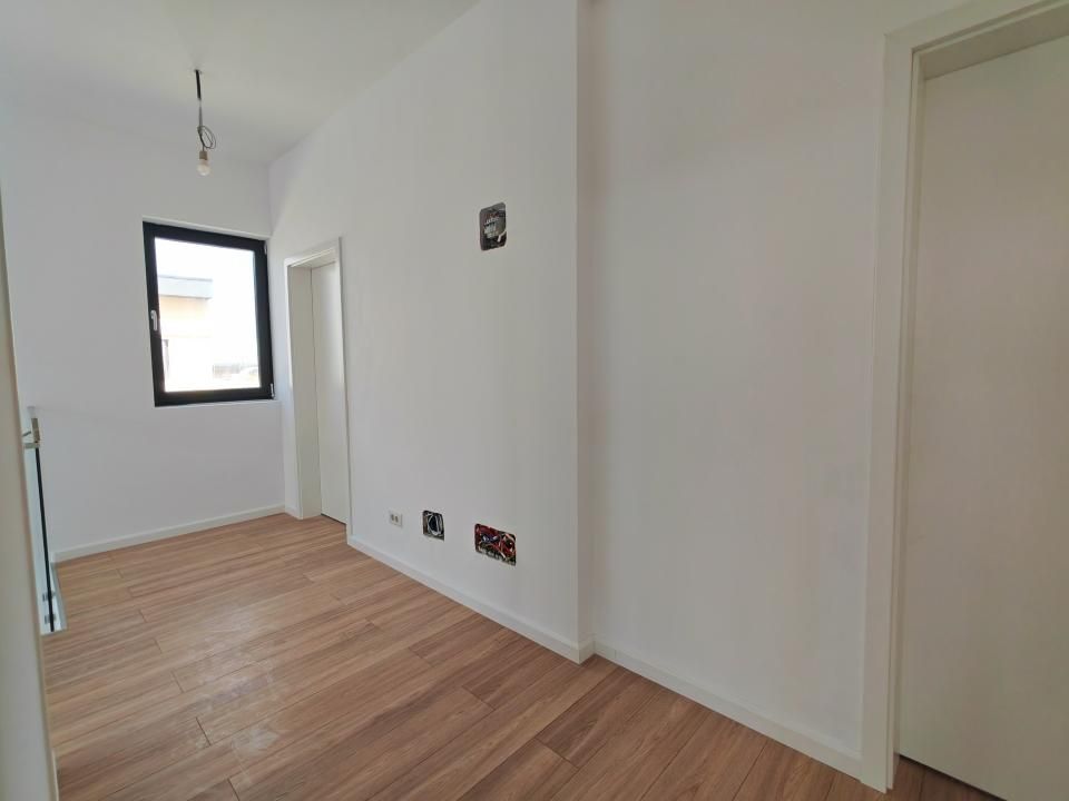 Casă cu 4 camere de vânzare în Tunari – fotografia 48 din 48