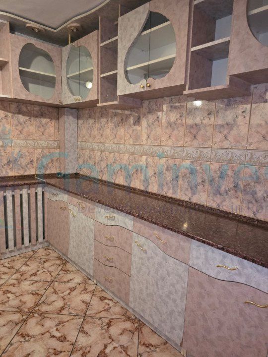 Apartament cu 3 camere de vânzare în Nufarul, Oradea – fotografia 3 din 16