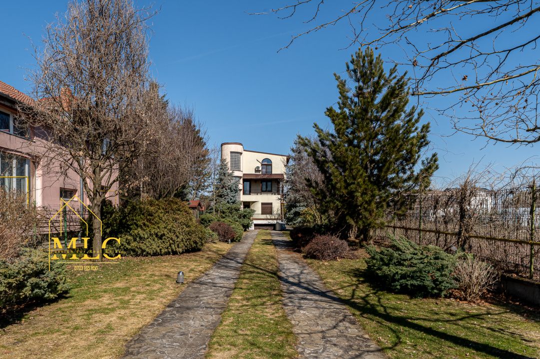 Casă cu 7 camere de vânzare în Snagov – fotografia 4 din 29