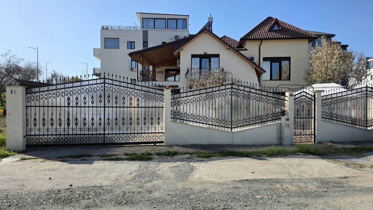 Casă cu 6 camere de vânzare în Mamaia-Sat – fotografia 3 din 36