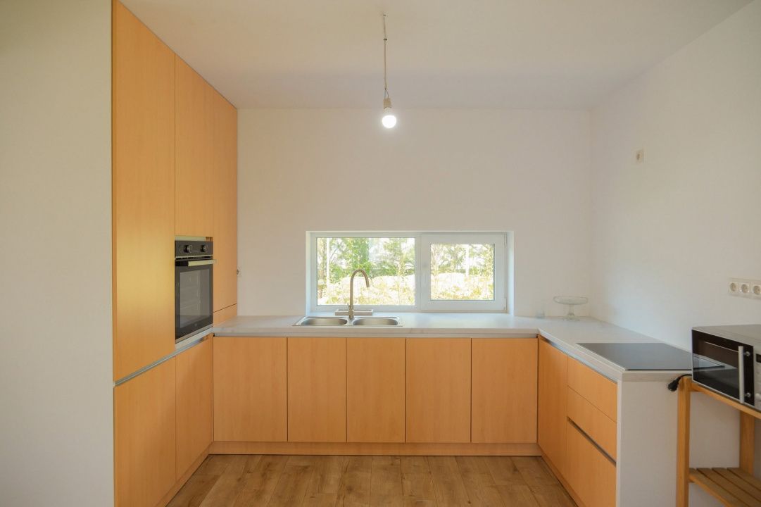 Casă cu 5 camere de vânzare în Central, Pata – fotografia 5 din 50