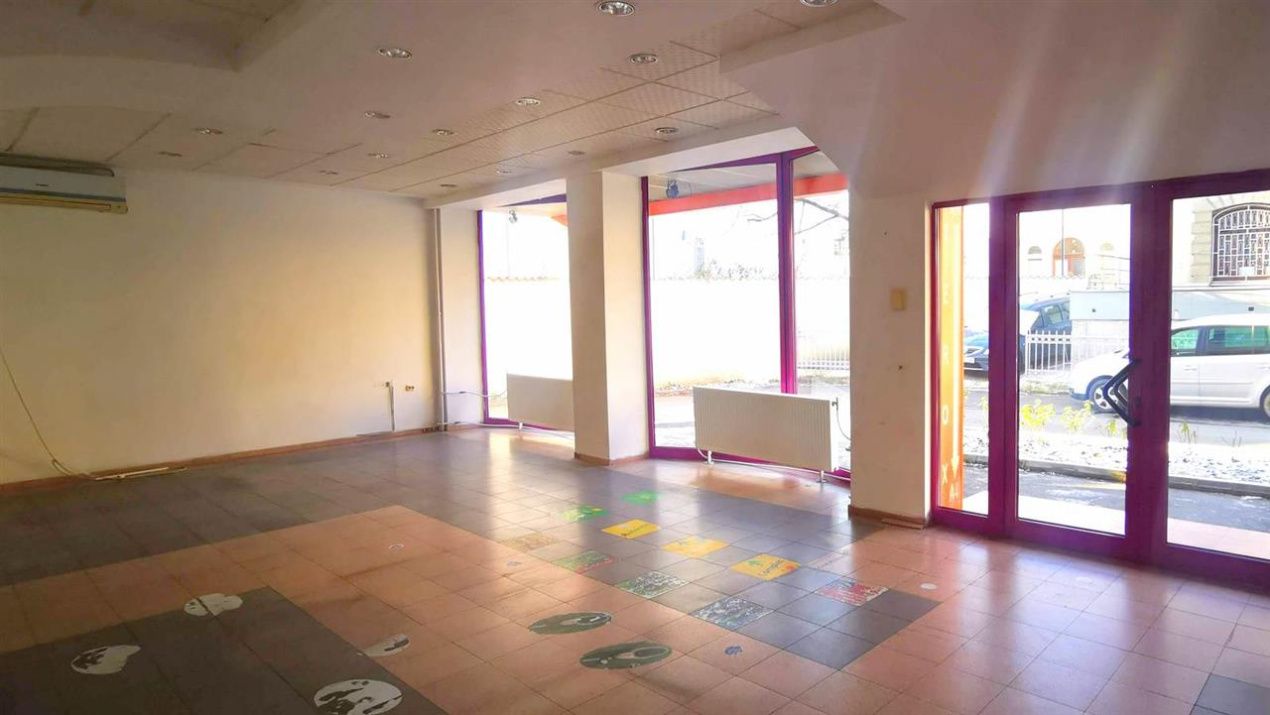 Spațiu comercial cu 2 camere de închiriat în Central, Râmnicu Vâlcea – fotografia 4 din 15