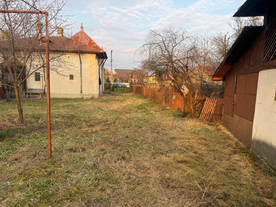 Casă cu 3 camere de vânzare în Central, Ulmi – fotografia 3 din 3