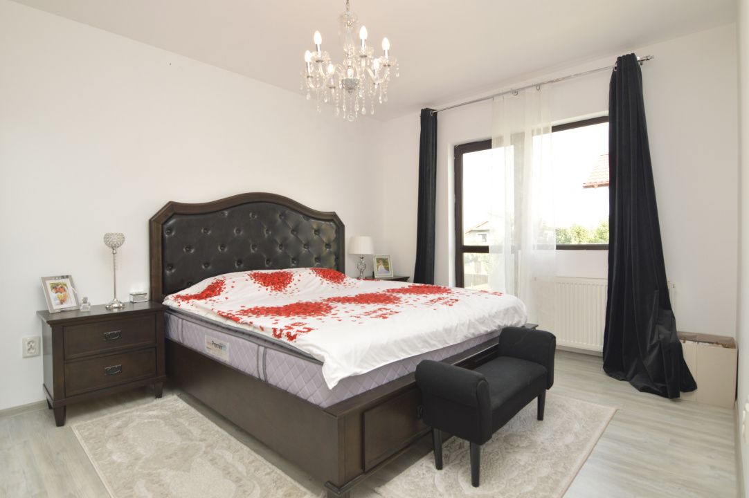 Casă cu 4 camere de vânzare în Central, Cornetu – fotografia 25 din 37