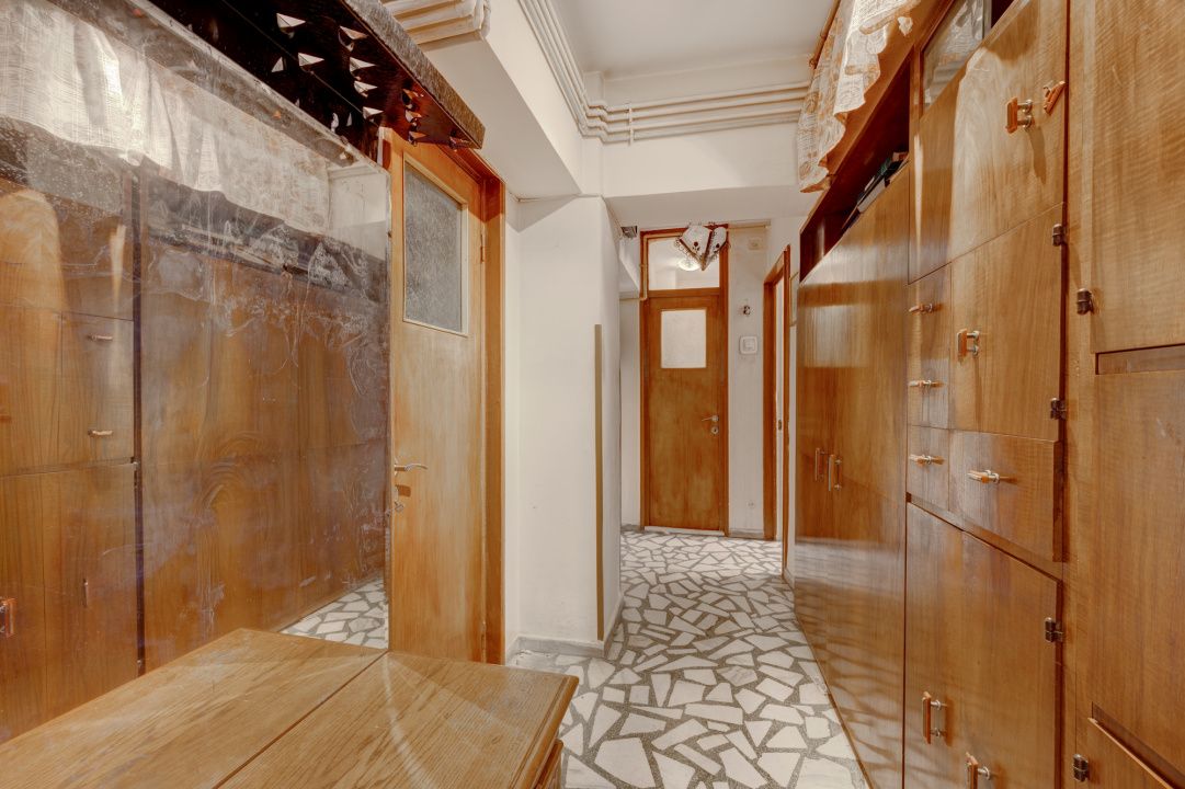 Apartament cu 4 camere de vânzare în 1 Mai, București – fotografia 20 din 28