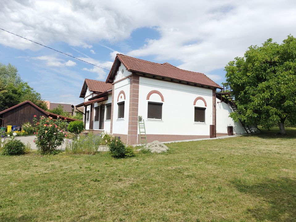Casă cu 5 camere de vânzare în Cisnadioara – fotografia 4 din 25