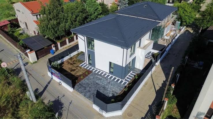 Casă cu 5 camere de vânzare în Otopeni – fotografia 2 din 12
