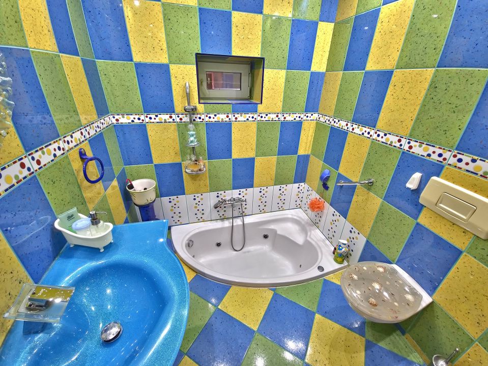 Casă cu 17 camere de vânzare în Central, Eforie Nord – fotografia 30 din 36