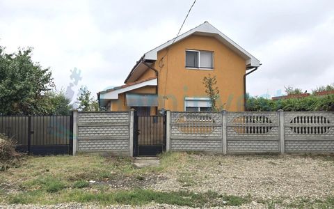 Casă cu 3 camere de vânzare în Les