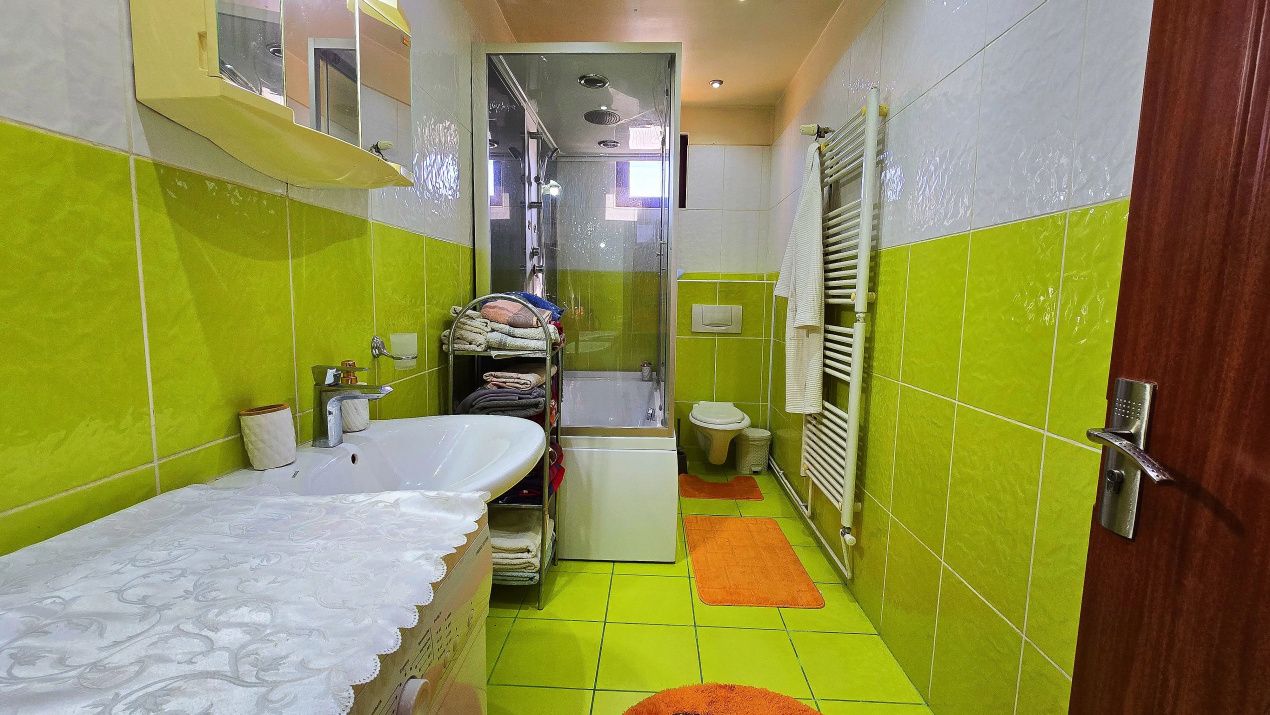 Casă cu 8 camere de vânzare în Central, Afumați – fotografia 10 din 91