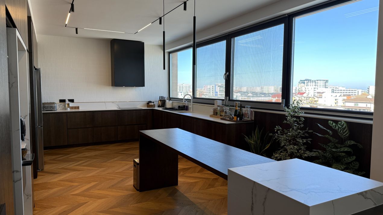 Apartament cu 6 camere de vânzare în Mamaia – fotografia 12 din 85