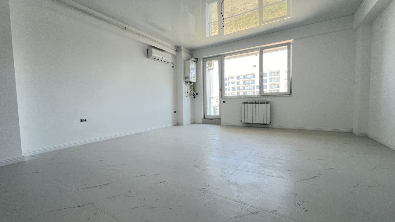 Apartament cu 2 camere de vânzare în Mamaia – fotografia 2 din 13