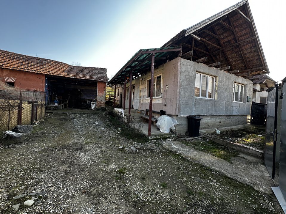 Casă cu 3 camere de vânzare în Central, Ighiu – fotografia 12 din 20